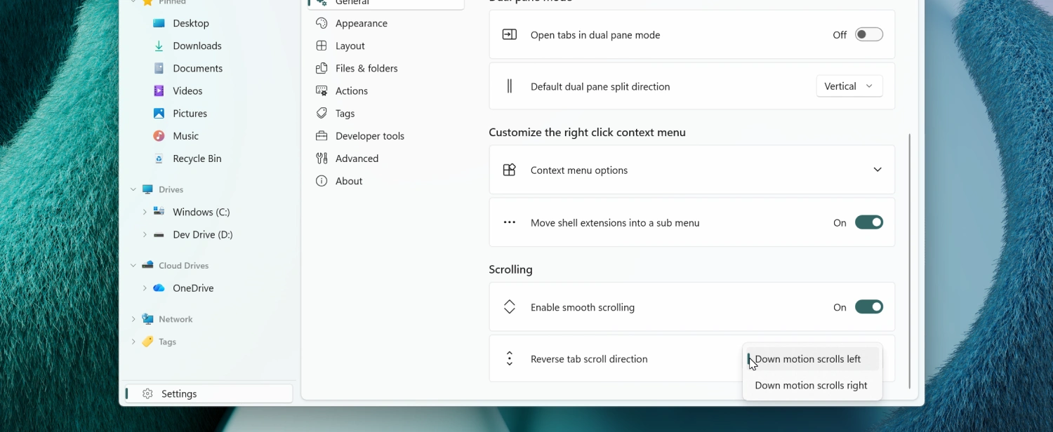 Tab scroll direction